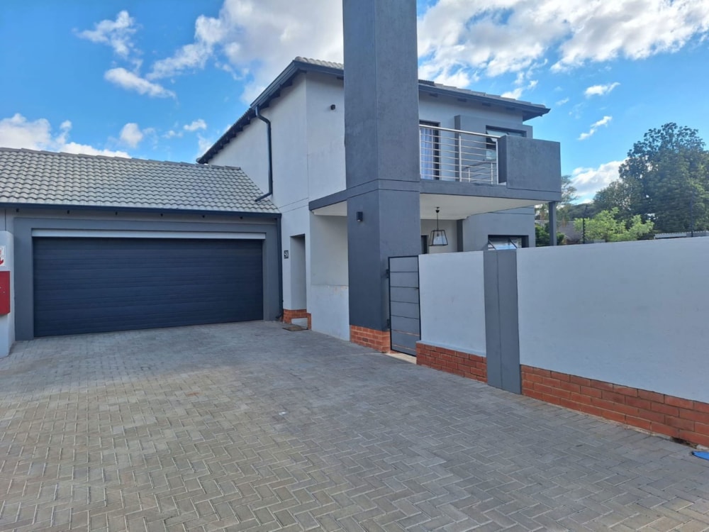 Security estate home for sale in Montana, Pretoria North - PTM1753680 Security estate home for sale in Montana, Pretoria North - PTM1753680