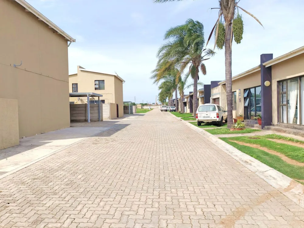 Vacant land for sale in Campher Park - 1UK1753554 Vacant land for sale in Campher Park - 1UK1753554