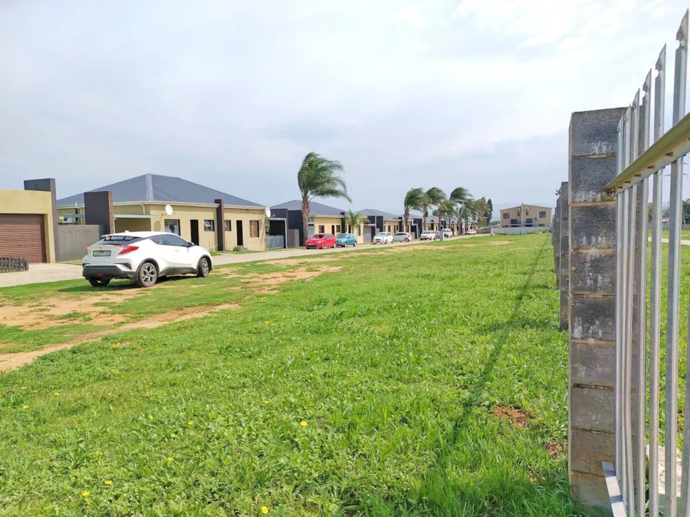 Vacant land for sale in Campher Park - 1UK1753554 Vacant land for sale in Campher Park - 1UK1753554
