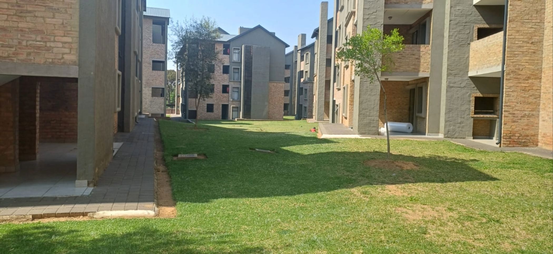 Apartment for sale in Pomona - KTP1754648