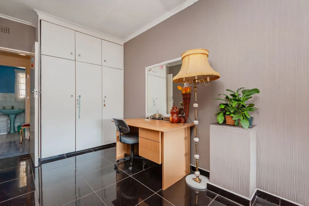 House for sale in Lenasia South - 1GV1756264 House for sale in Lenasia South - 1GV1756264