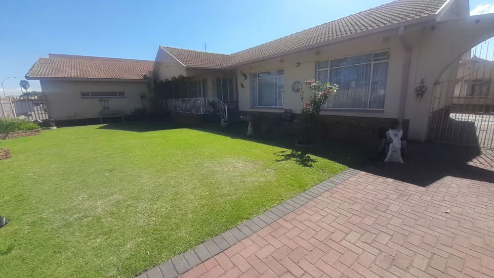 House for sale in Vanderbijlpark SE 7 - 1VT1753945 House for sale in Vanderbijlpark SE 7 - 1VT1753945