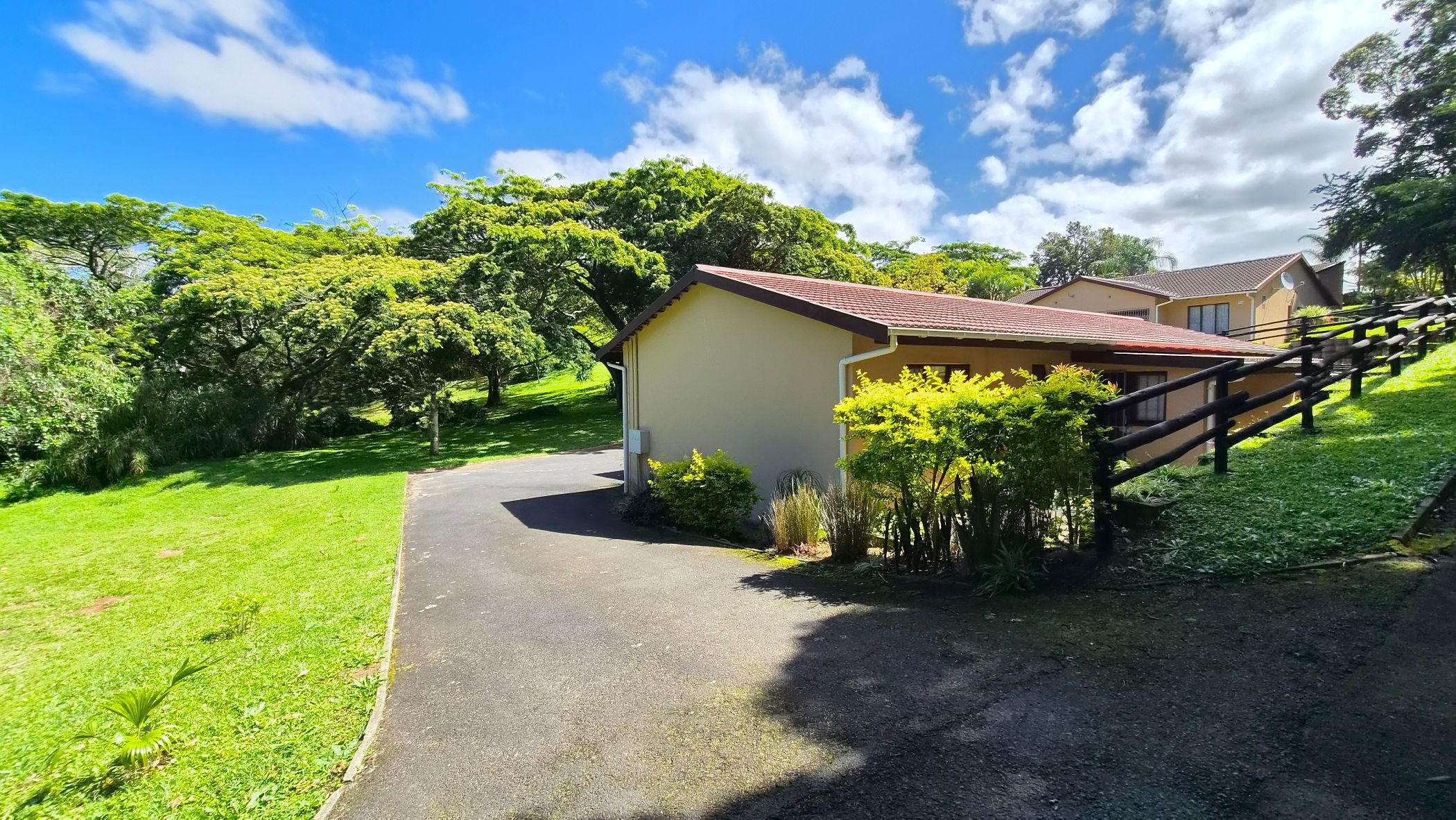 Townhouse for sale in Anerley - 1PSH1753936