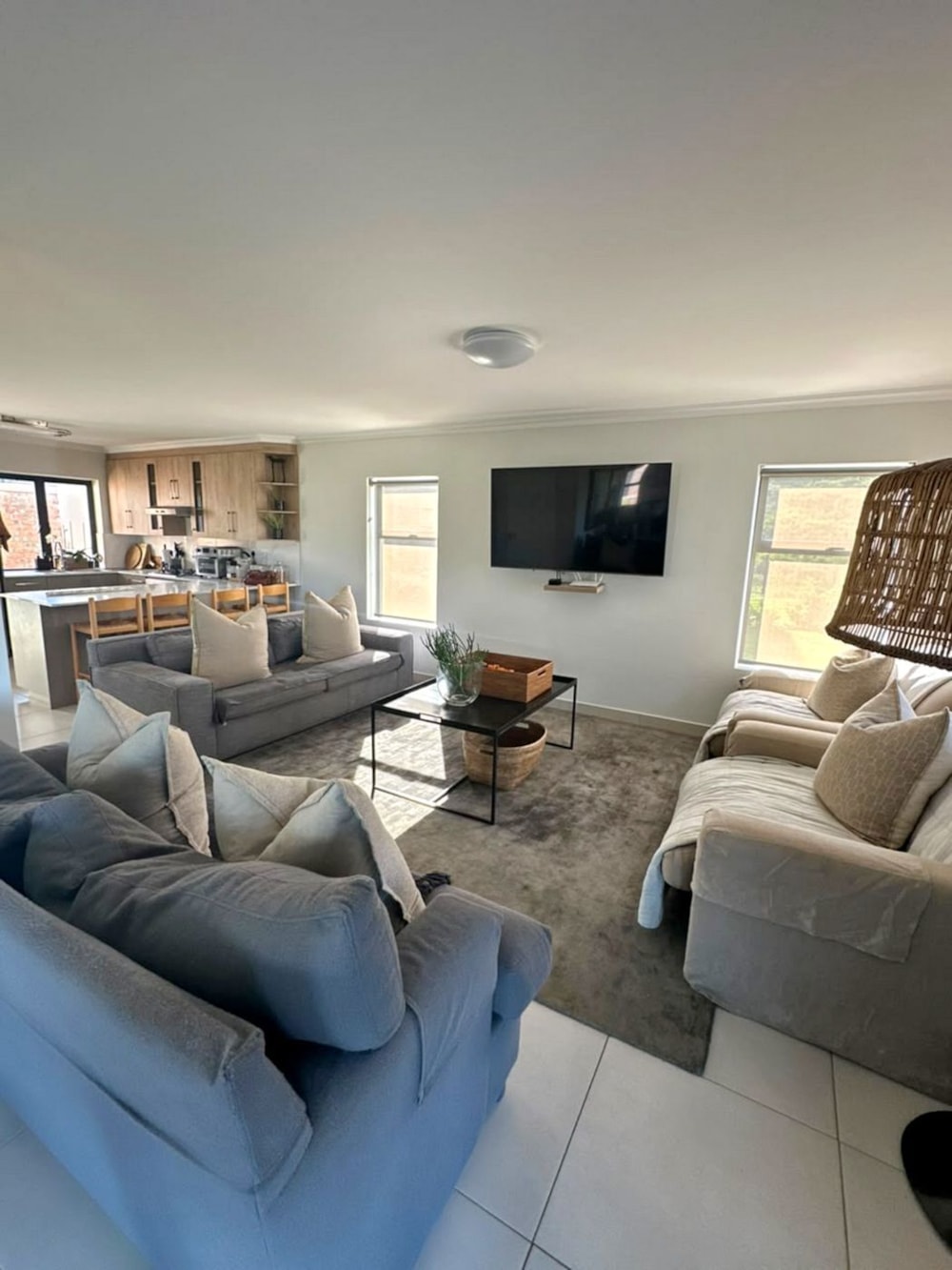Double-storey house to rent in Renosterbos Estate - 1MB1753962 Double-storey house to rent in Renosterbos Estate - 1MB1753962