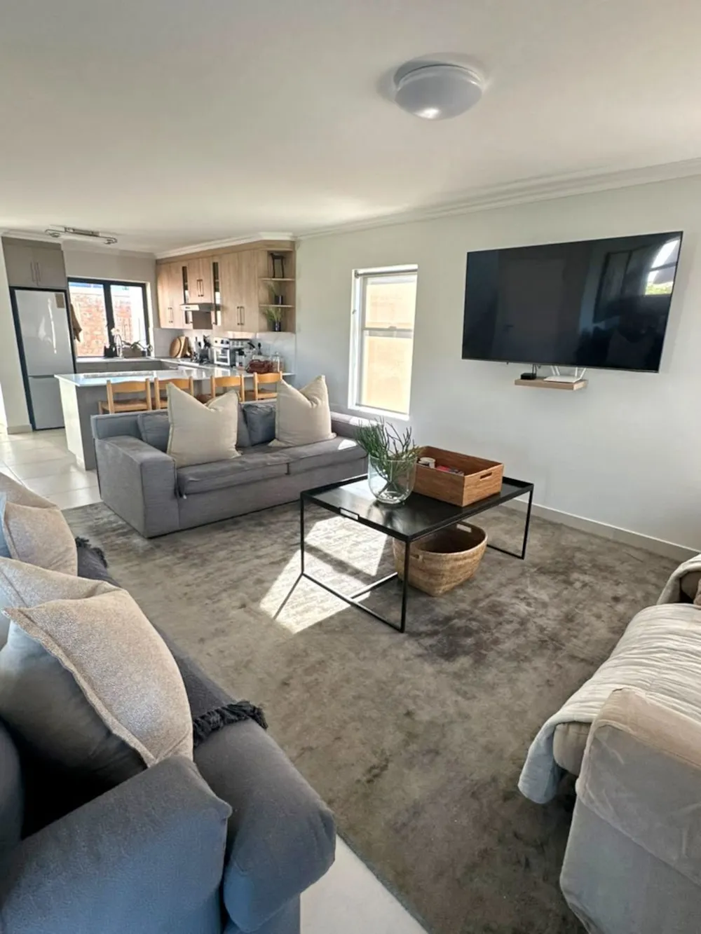 Double-storey house to rent in Renosterbos Estate - 1MB1753962 Double-storey house to rent in Renosterbos Estate - 1MB1753962
