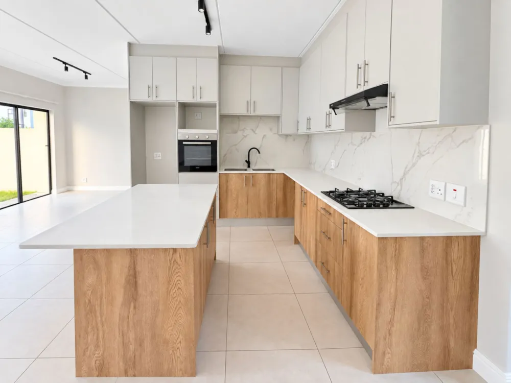 Townhouse to rent in Sandown, Blouberg - 1TV1754361 Townhouse to rent in Sandown, Blouberg - 1TV1754361