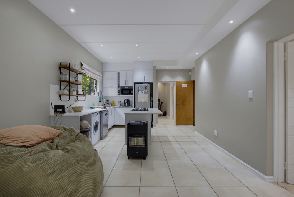 Apartment for sale in Hyde Park, Sandton - HP1753991 Apartment for sale in Hyde Park, Sandton - HP1753991