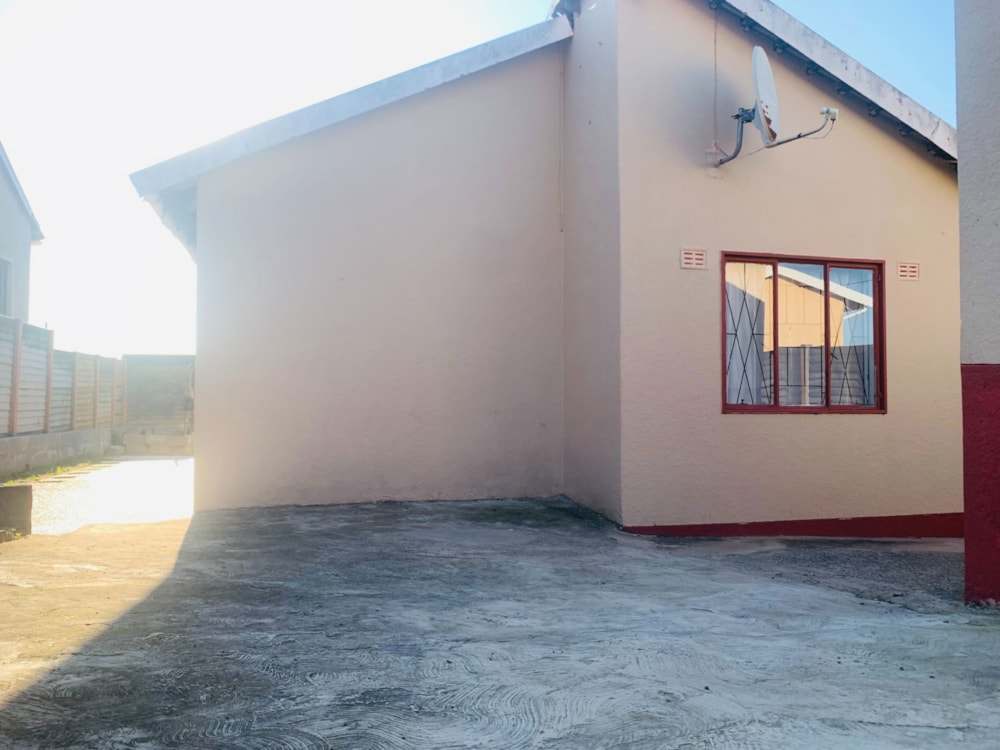 House for sale in King Williams Town (Qonce) - 1MH1754036