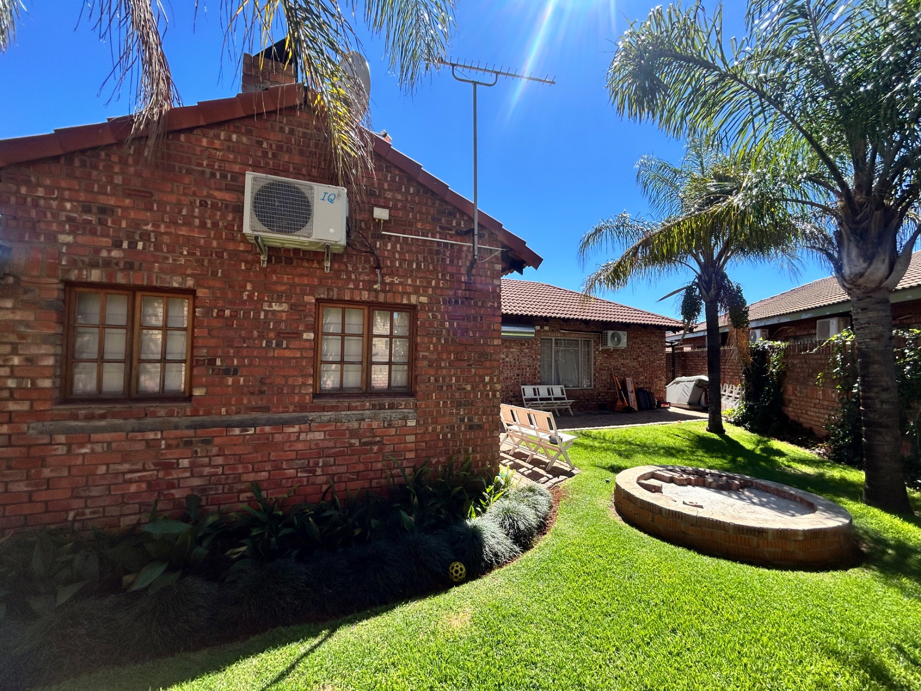 House for sale in Roylglen - 1KJ1754016