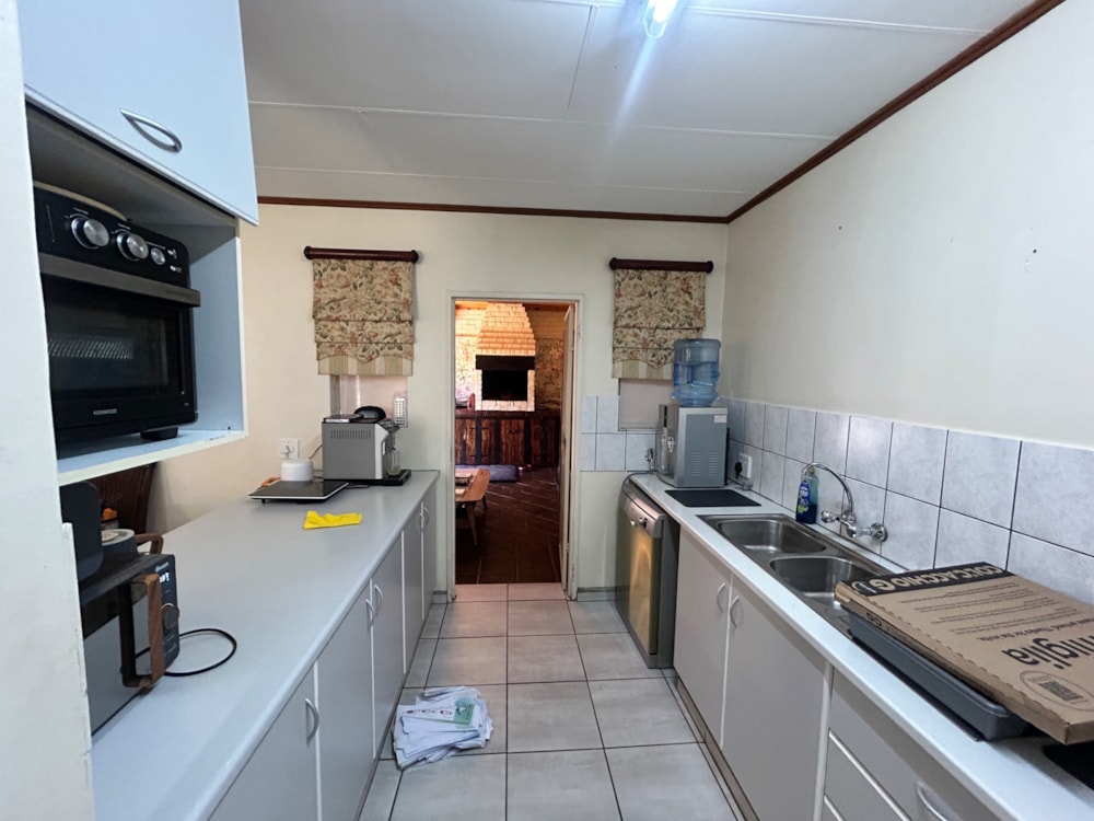 House for sale in Roylglen - 1KJ1754016