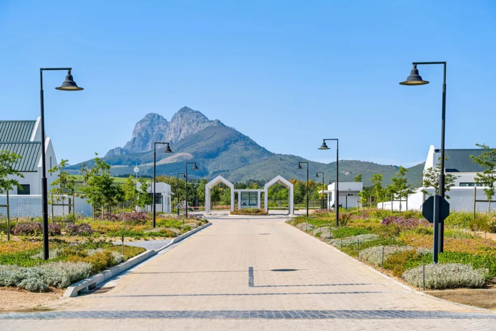 Residential vacant land for sale in Mount Vernon Residential Estate - ST1754129