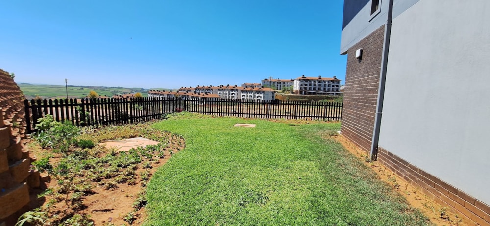 Townhouse for sale in Izinga - 1ND1754140 Townhouse for sale in Izinga - 1ND1754140