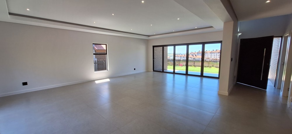 Townhouse for sale in Izinga - 1ND1754140 Townhouse for sale in Izinga - 1ND1754140