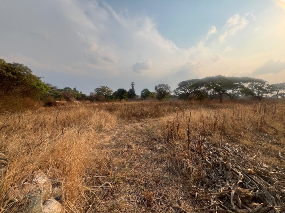 Vacant land for sale in Bluffhill, Zimbabwe - 3ZB1754134 Vacant land for sale in Bluffhill, Zimbabwe - 3ZB1754134