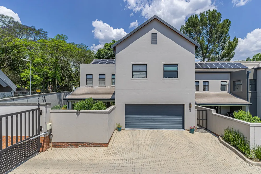 Townhouse for sale in Bryanston - HP1755802 Townhouse for sale in Bryanston - HP1755802