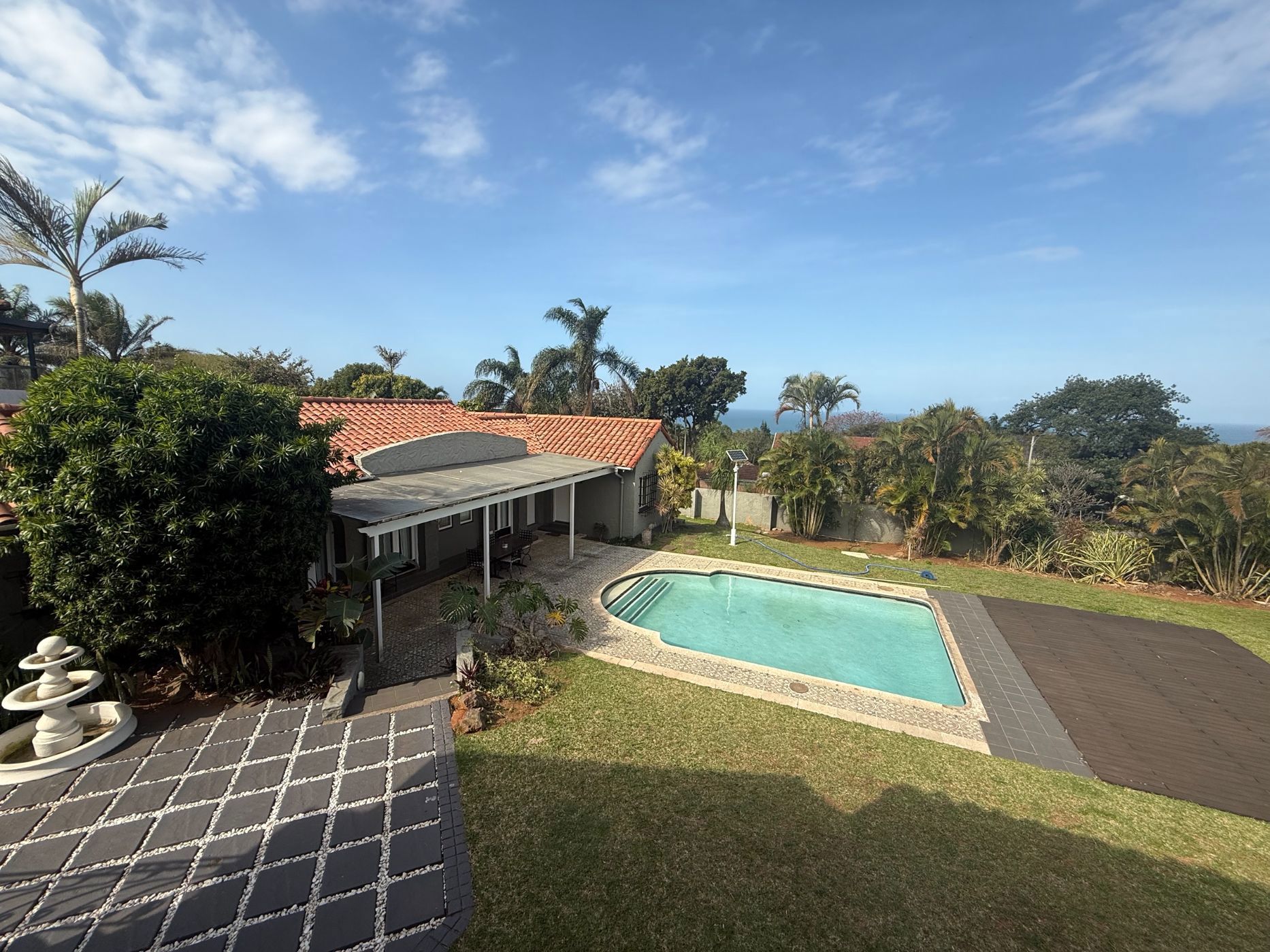 House to rent in Durban North - 1ND1754186