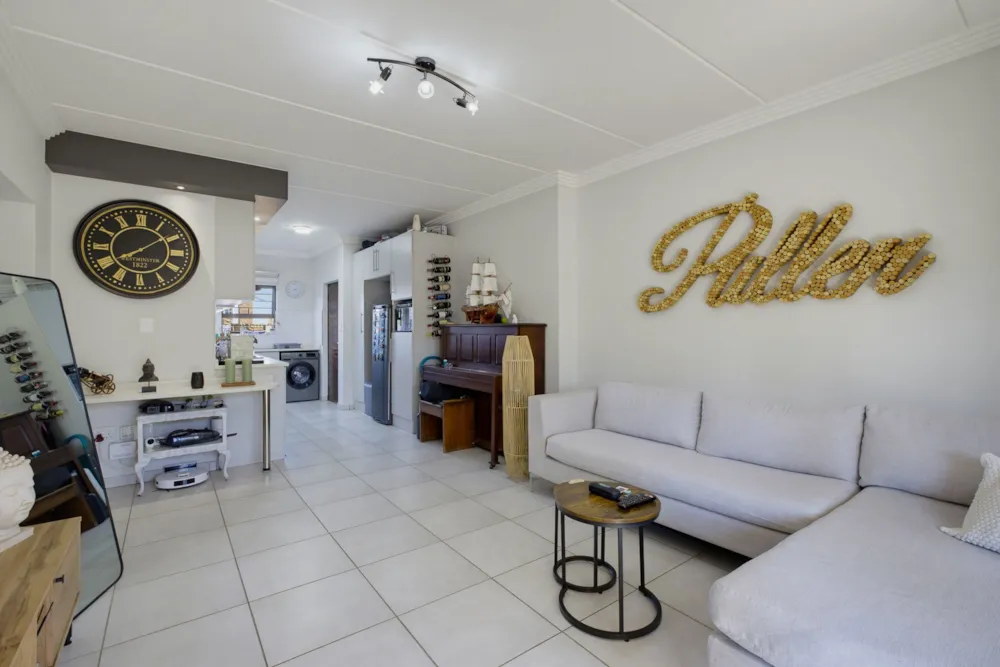 Townhouse for sale in Jansen Park - BOK1754146