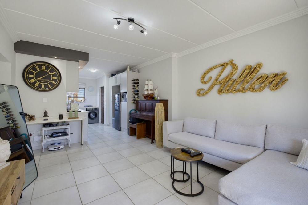 Townhouse for sale in Jansen Park - BOK1754146