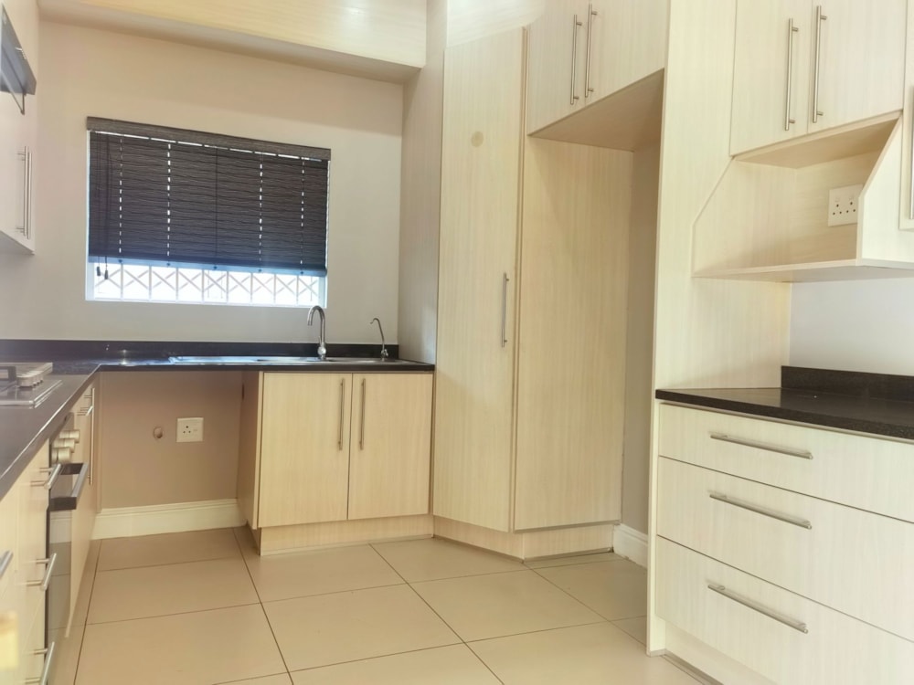 Townhouse to rent in Westbrook, Port Elizabeth, Gqeberha - 1PLZ1754240 Townhouse to rent in Westbrook, Port Elizabeth, Gqeberha - 1PLZ1754240