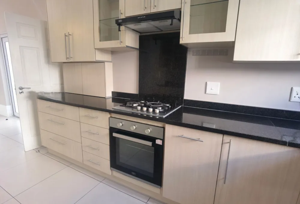 Townhouse to rent in Westbrook, Port Elizabeth, Gqeberha - 1PLZ1754240