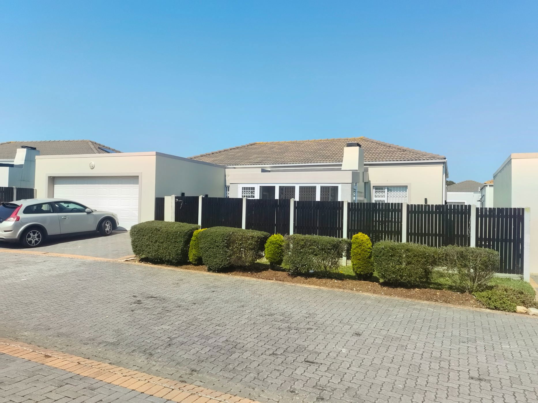 Townhouse to rent in Westbrook, Port Elizabeth, Gqeberha - 1PLZ1754240