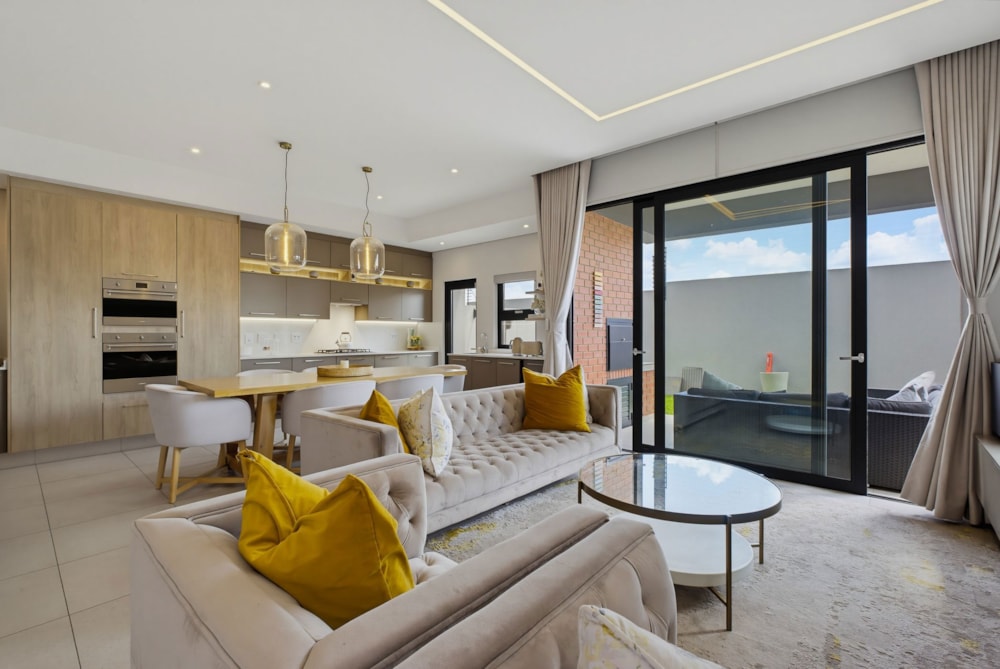 Double-storey cluster for sale in Bryanston East - HP1754337 Double-storey cluster for sale in Bryanston East - HP1754337