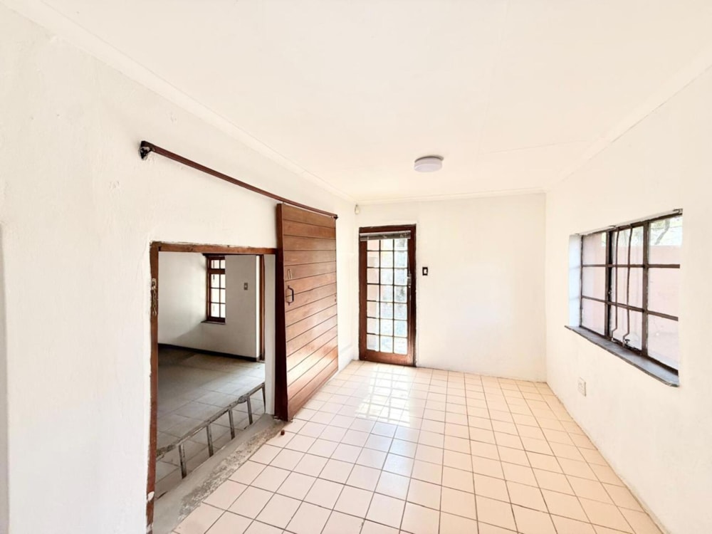 Smallholding to rent in Fourways Area - FYL1754319