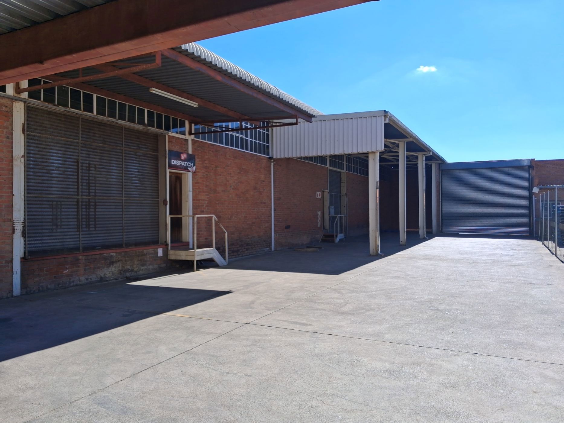 Commercial industrial property to rent in Oos Einde, Bloemfontein - 1BX1754331