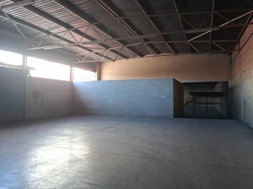 Commercial industrial property to rent in Oos Einde, Bloemfontein - 1BX1754331