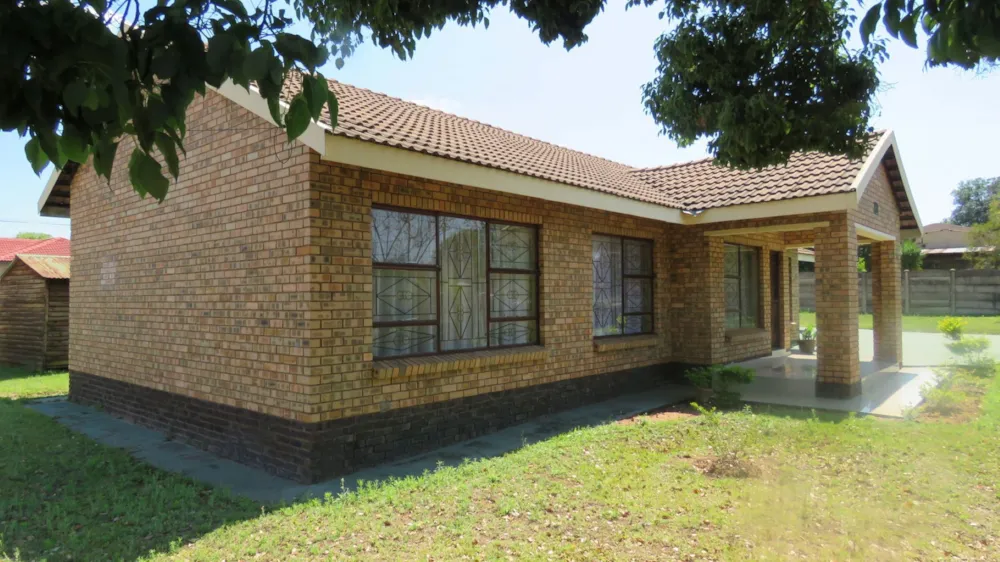 House for sale in Modimolle (Nylstroom) - 1MDM1754362 House for sale in Modimolle (Nylstroom) - 1MDM1754362