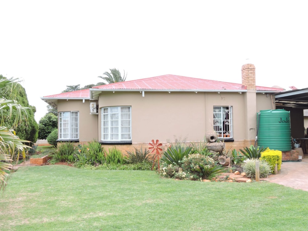 House for sale in Koster - 1RU1754476