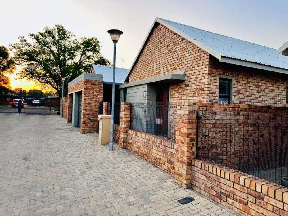 Townhouse for sale in Die Bult, Potchefstroom - 1PCH1754848
