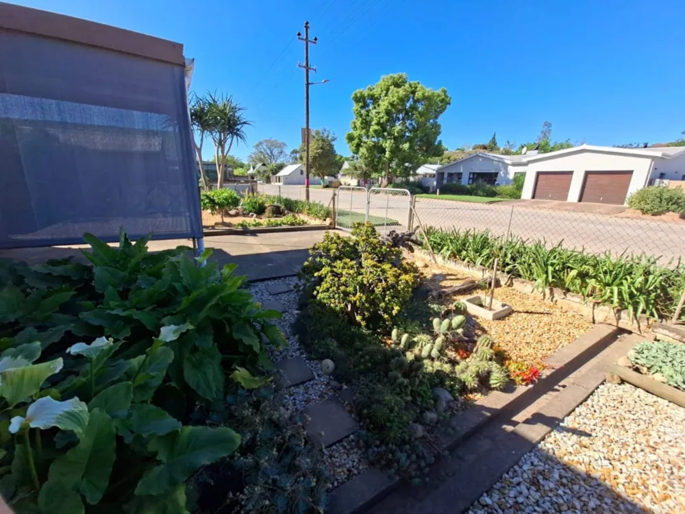House for sale in Heidelberg, Garden Route - 1SR1754945 House for sale in Heidelberg, Garden Route - 1SR1754945