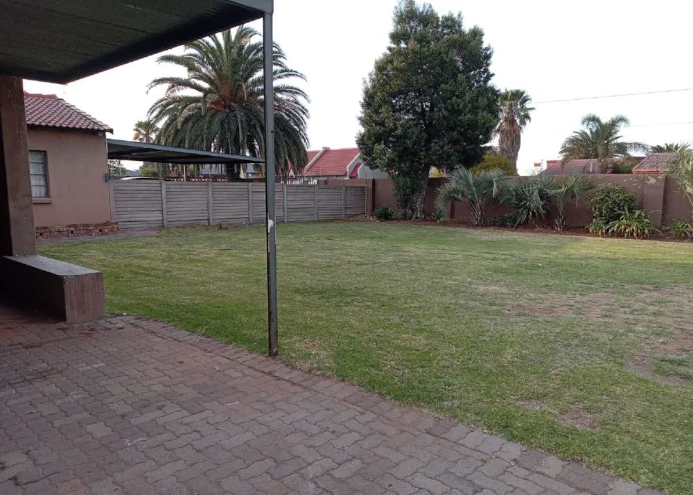 Bachelor apartment to rent in Witbank (eMalahleni) - 1WD1754645 Bachelor apartment to rent in Witbank (eMalahleni) - 1WD1754645