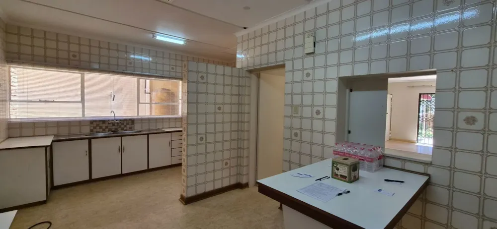 Townhouse for sale in Memorial Road Area - 1KJ1754673 Townhouse for sale in Memorial Road Area - 1KJ1754673