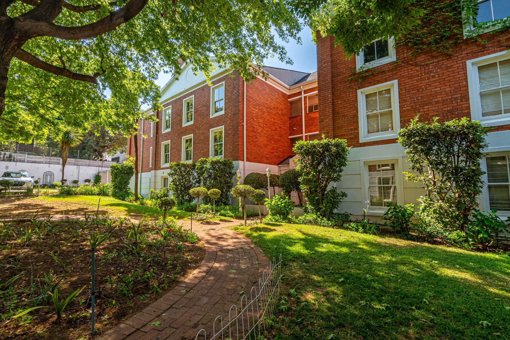 Apartment to rent in Sandown, Sandton - JBL1754677