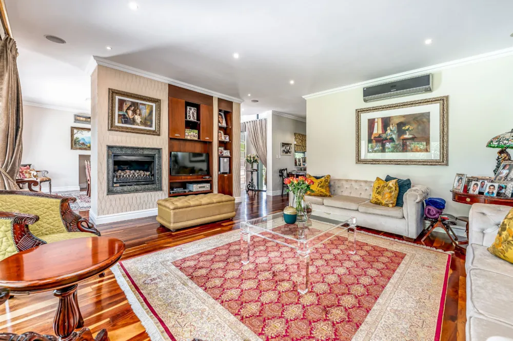 Golf estate house to rent in Cotswold Downs Estate - 1KF1754702 Golf estate house to rent in Cotswold Downs Estate - 1KF1754702