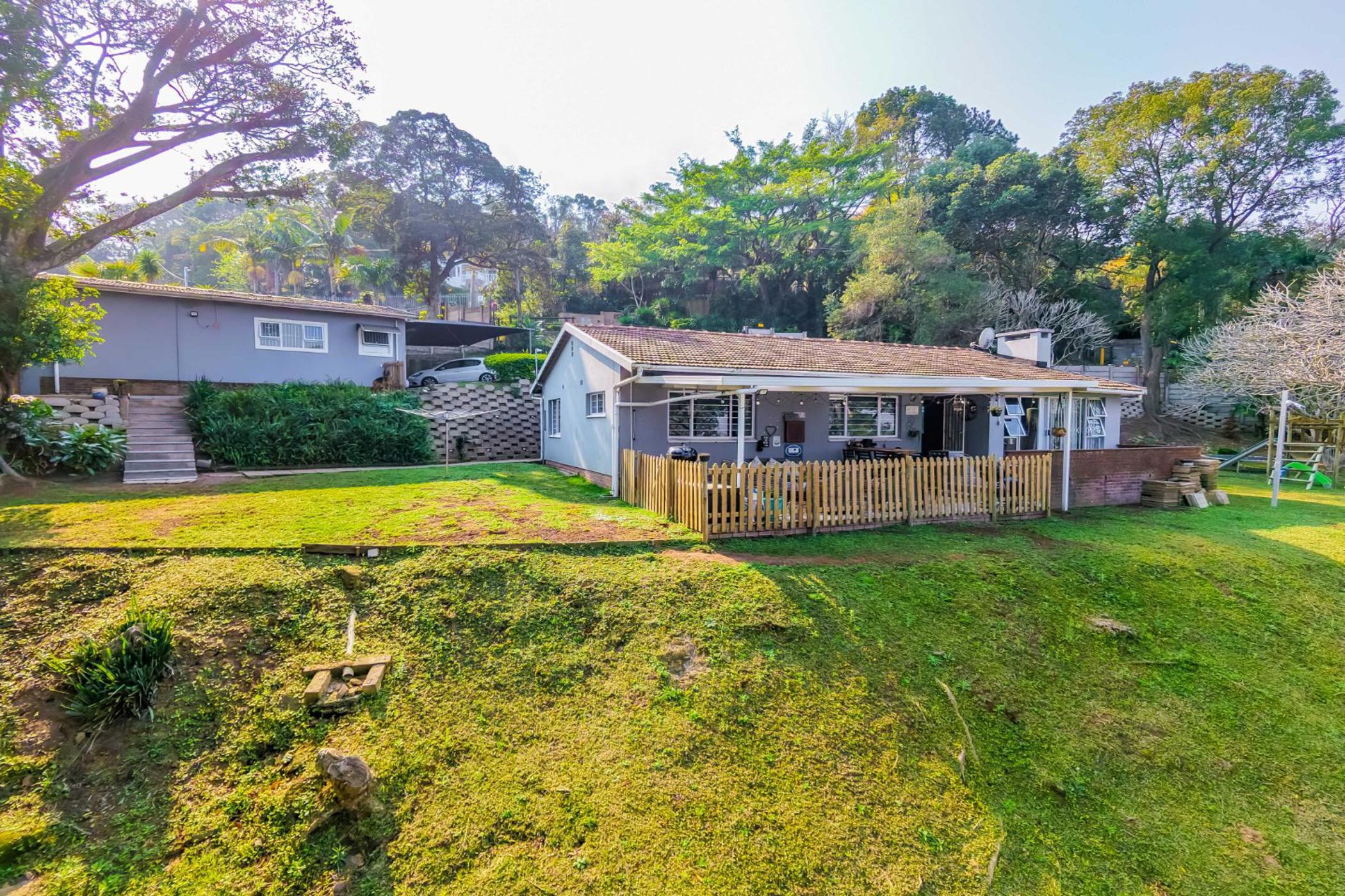 House for sale in Cowies Hill Park - 1WP1754737
