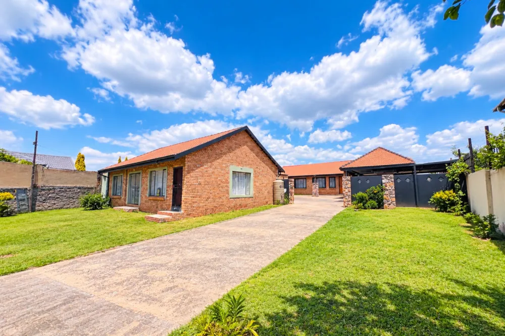 House for sale in Pine Ridge, Witbank, eMalahleni - 1WD1754751 House for sale in Pine Ridge, Witbank, eMalahleni - 1WD1754751