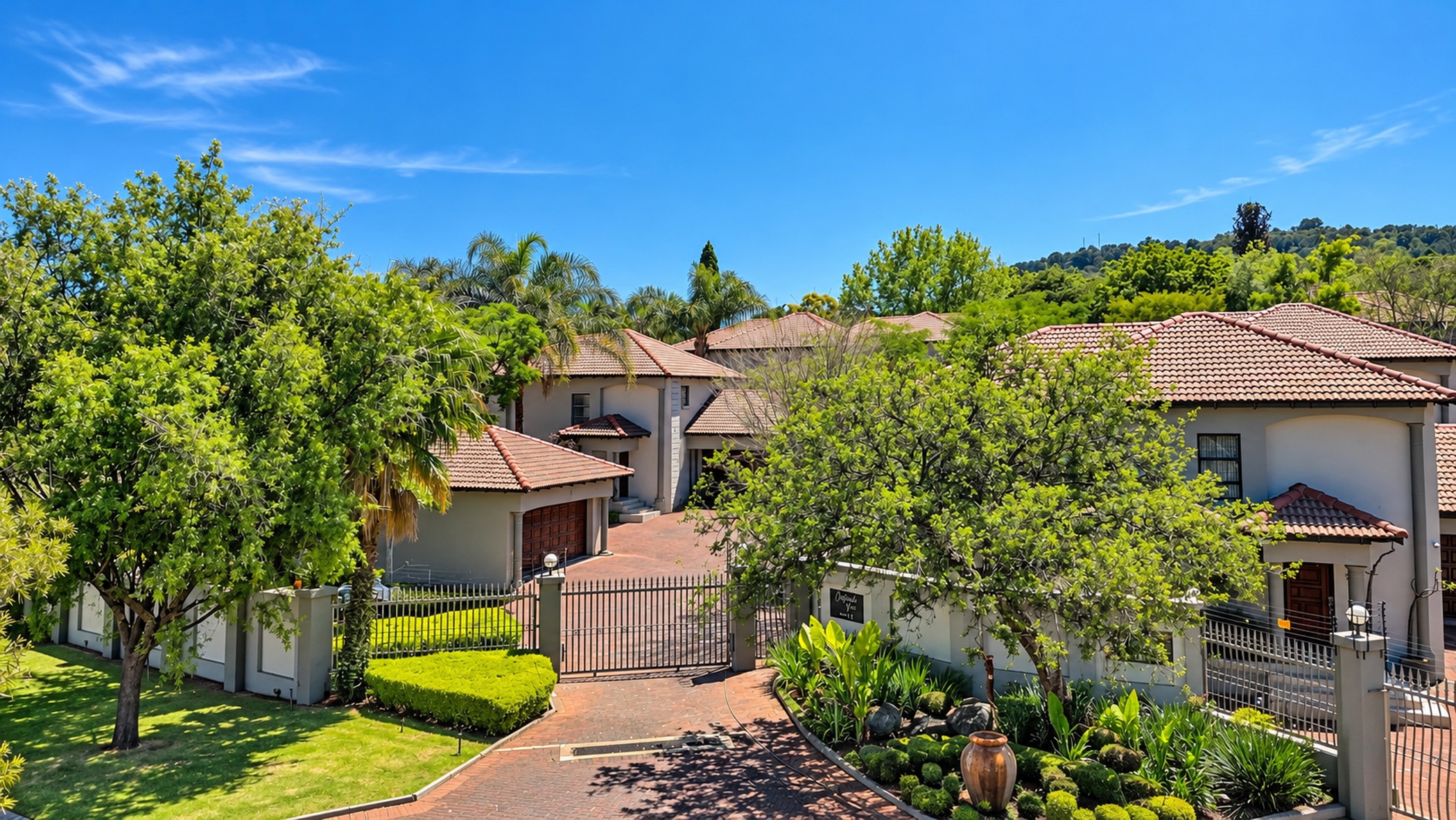House for sale in Faerie Glen - PT1756095