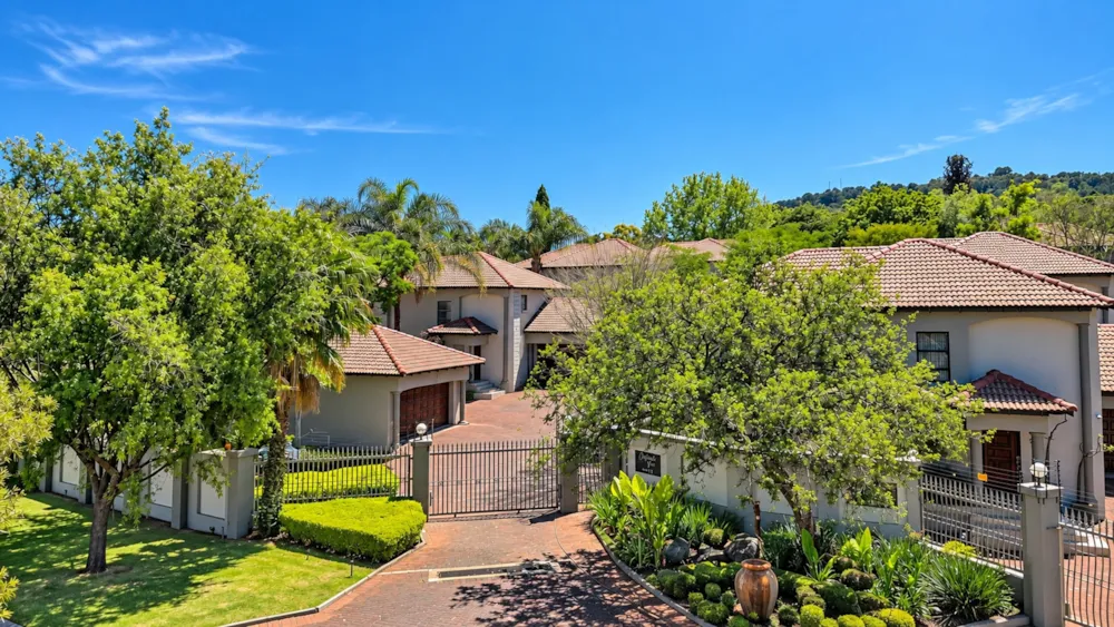House for sale in Faerie Glen - PT1756095