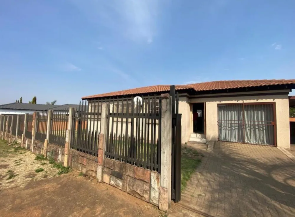House for sale in Klipfontein , Witbank, eMalahleni - 1WD1755114