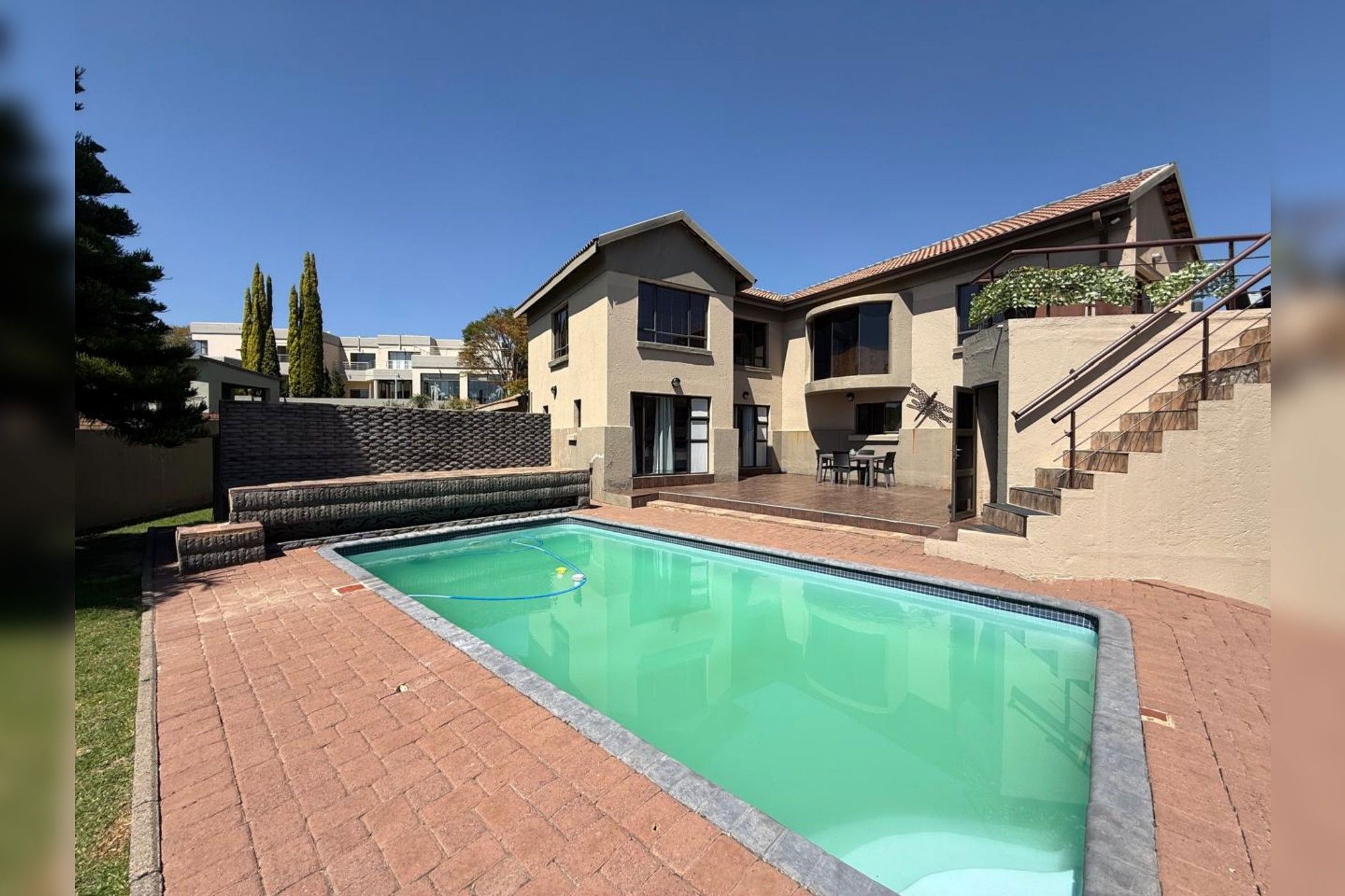 Golf estate house for sale in Bankenveld  - 1WD1754826