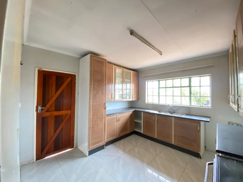 House for sale in Block 9, Botswana - 3BO1754889 House for sale in Block 9, Botswana - 3BO1754889