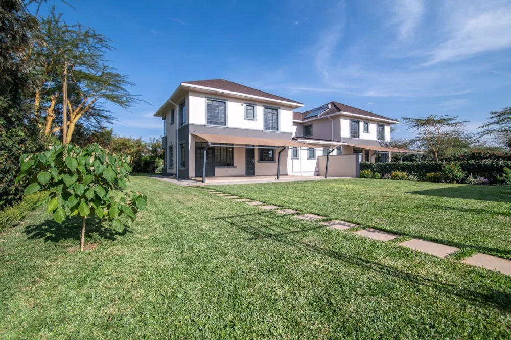 House for sale in Athi River, Kenya - 3KE1754893