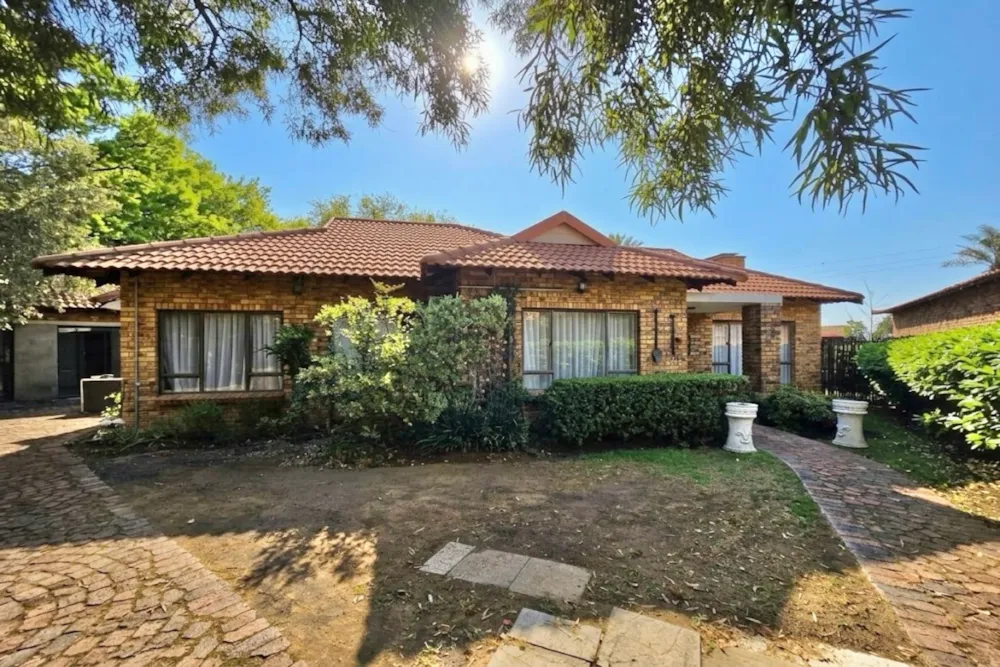 Townhouse for sale in Stefanopark - 1VT1754900 Townhouse for sale in Stefanopark - 1VT1754900