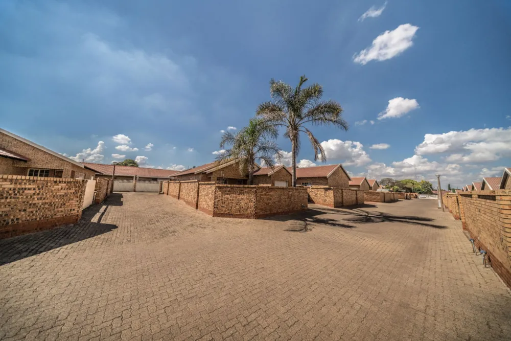 Townhouse for sale in Del Judor - 1WD1754911