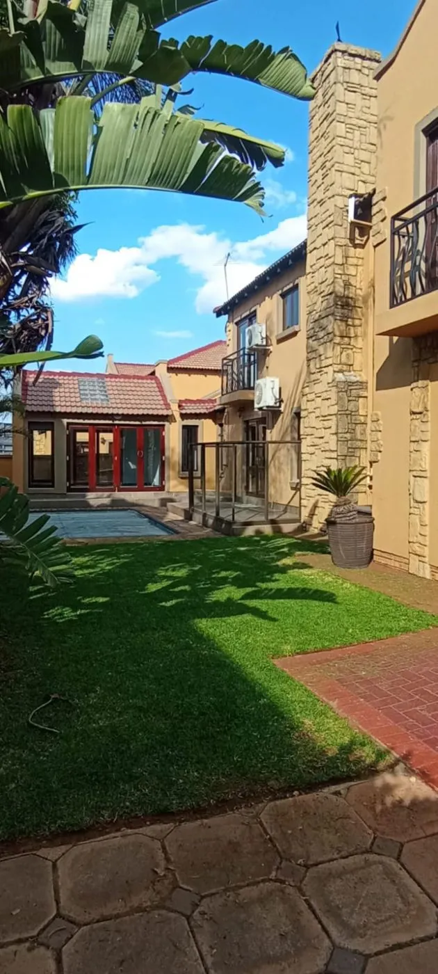 Double-storey cluster to rent in Hughes - ENL1754920 Double-storey cluster to rent in Hughes - ENL1754920