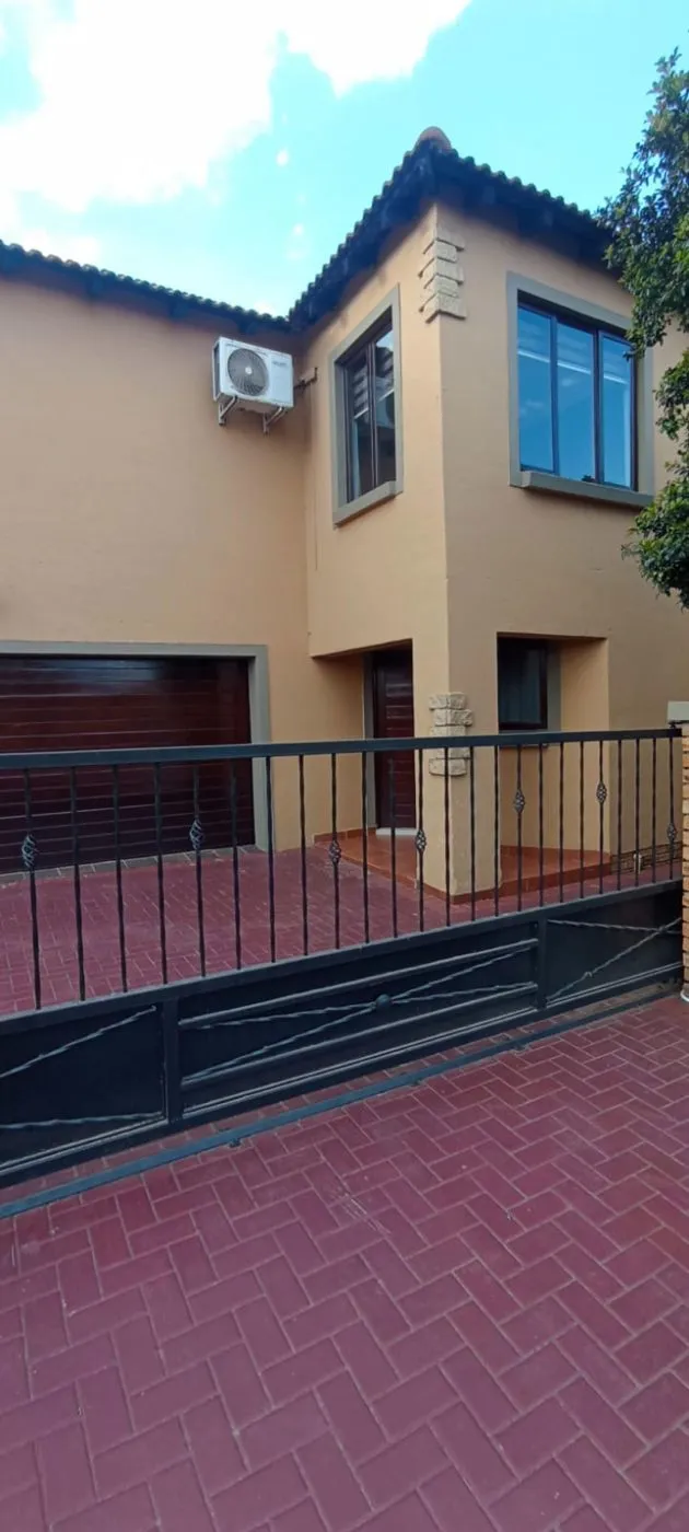 Double-storey cluster to rent in Hughes - ENL1754920 Double-storey cluster to rent in Hughes - ENL1754920