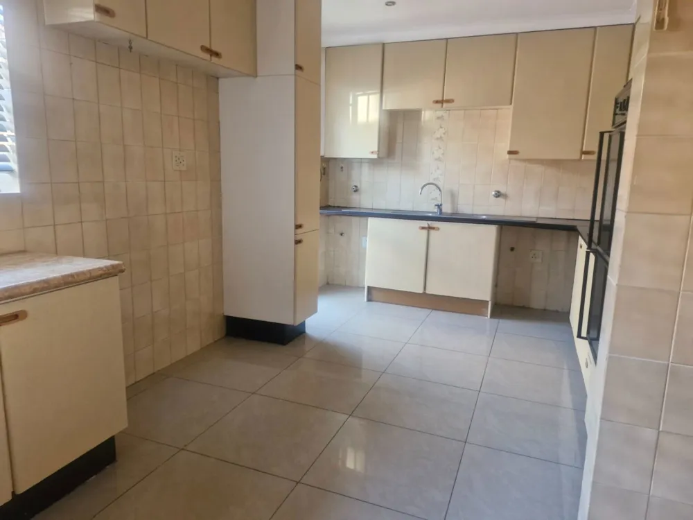 House to rent in Woodmead - JBL1754919 House to rent in Woodmead - JBL1754919